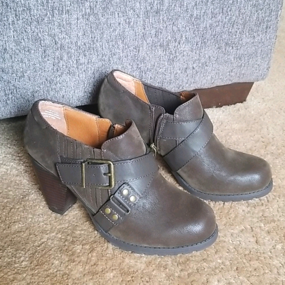 Brown heels